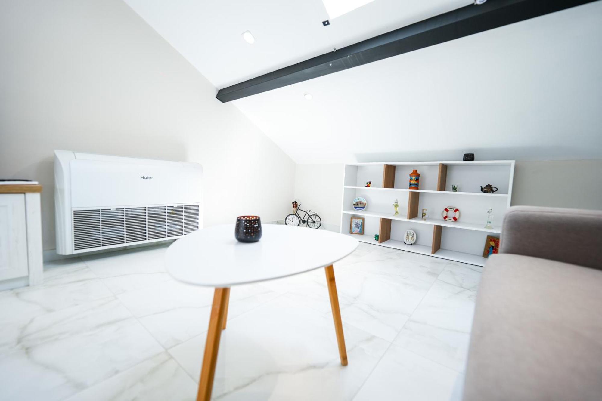 Center Hideout - Apartment