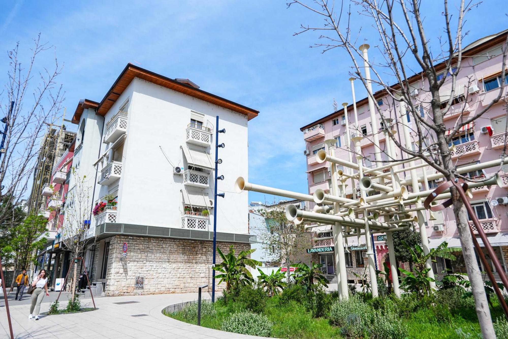 Apartment Center Hideout - Tirana